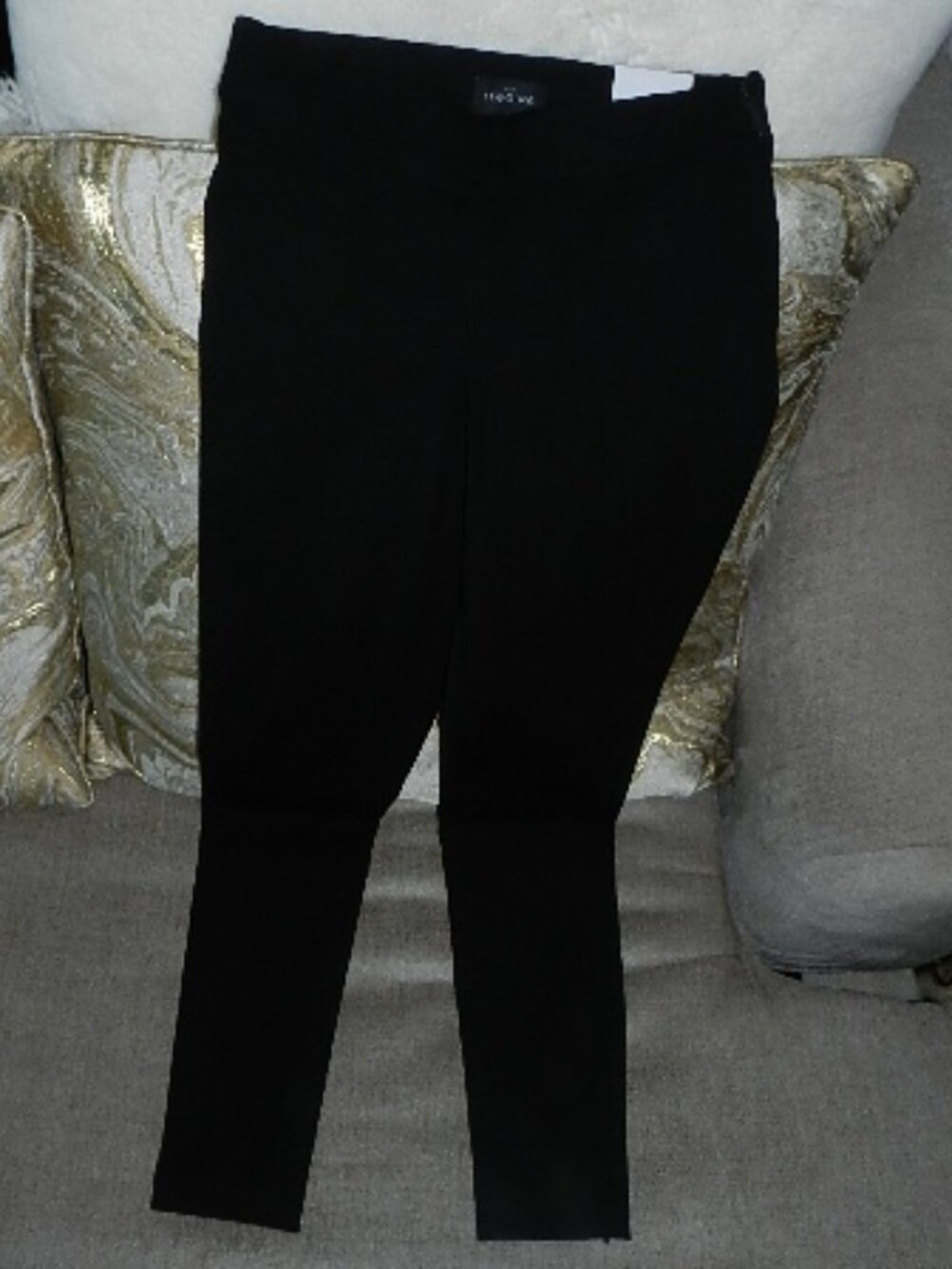 NWT White House Black Market The Legging Black Woven Legging Size 0P